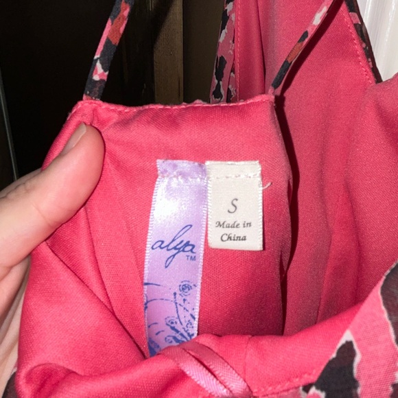 Alya tank top - Picture 3 of 3